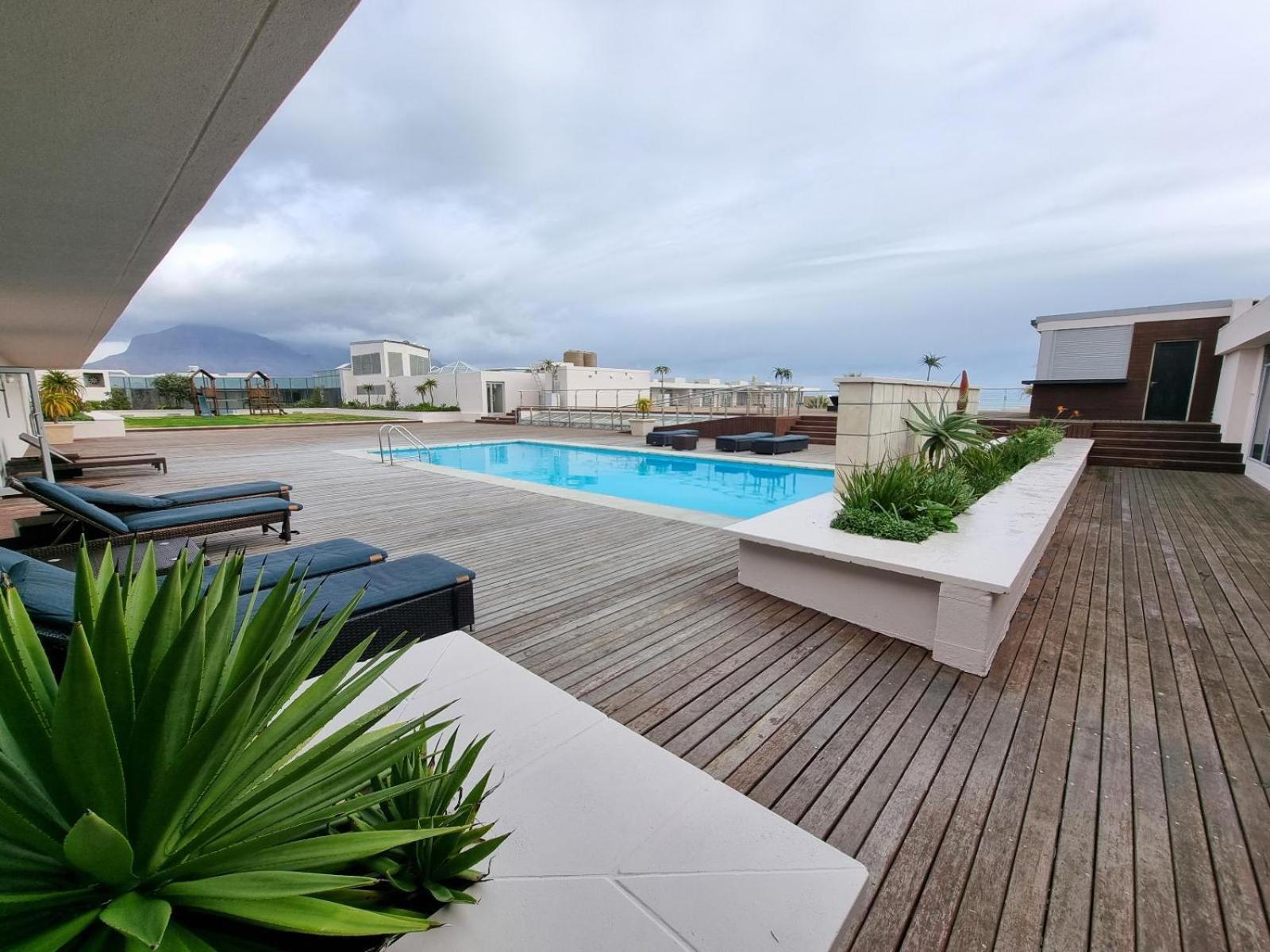 Apartment Lagoon Shoreline Penthouse